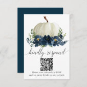 ネイビーブルーフローラパンプキ結婚ンのQR RSVP エンクロージャーカード (正面/裏面)