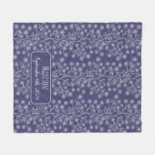 ネイビーブルーフローラ名誕生日付ベビー フリースブランケット (正面(横))
