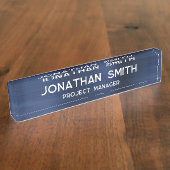 ネイビーブルーブラッシュドメタルミニマリスト名 デスクネームプレート (側面)