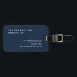 ネイビーブループレーンエレガントプロフェッショナル ラゲッジタグ<br><div class="desc">このテンプレートは全カスタマイズてのプロフェッショナルの職業に合わせることができる。</div>