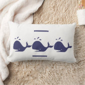 ネイビーブルーホエールホワイトピロー海岸生活 ランバークッション (ブランケット)