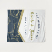 ネイビーブルーホワイト&金ゴールドマーブルシックモダン結婚ズ タペストリー (正面(横))