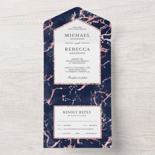 ネイビーブルーマーブルフェイクバラゴールドフォイル結婚ズ オールインワン招待状 (内側)