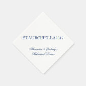 ネイビーブルーリハーサル結婚ディナーのハッシュタグナプキン スタンダードカクテルナプキン (角)