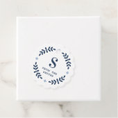 ネイビーブルーローレルリースモノグラムメッセージカード フェイバータグ (インサイチュ)