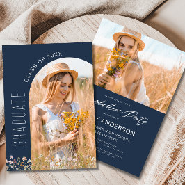 ネイビーブルーワイルドフラワー卒業パーティーアーチ写真 招待状