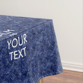 ネイビーブルー保迷彩柄Calmとテキスト テーブルクロス (インサイチュ)