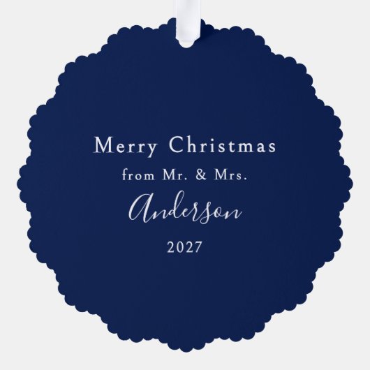 ネイビーブルー初めてのクリスマスの写真ミセス オーナメントカード (裏面)
