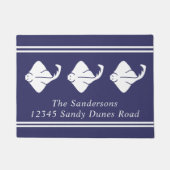 ネイビーブルー沿岸航海のスティングレイマンタレイ ドアマット (正面)