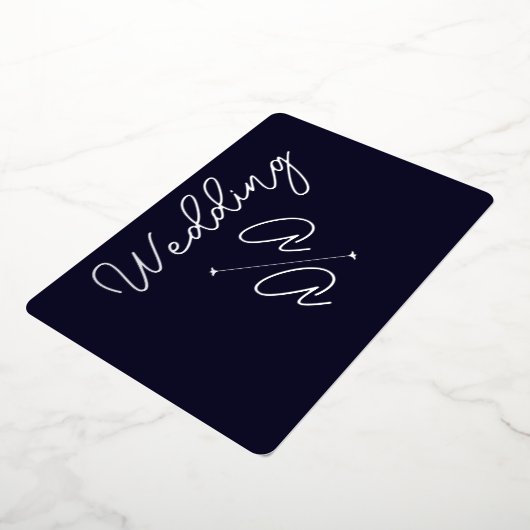 ネイビーブルー無地のカラーシルバーフォイル結婚ズ 箔招待状 (回転した状態)