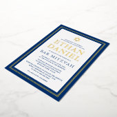 ネイビーブルー縁ど金ゴールドバー(ユダヤ教の)バル・ミツバー星ダビデ 箔招待状 (回転した状態)