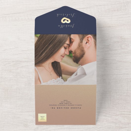 ネイビーブルー金ゴールドスクリプト結婚写真 オールインワン招待状 (外側)
