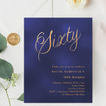 ネイビーブルー金ゴールドスクリプト60th birthday invitation<br><div class="desc">60モダン歳のスタイリッシュ誕生日パーティーの招待状。紺色で色むら色の背景と大きな文字の書金ゴールドですエレガントと60の言葉フェイク。名前とパーティー・詳細のパーソナライズおよび追加1枚= 1枚の招待状を印刷したエッジからエッジ</div>