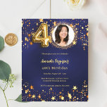 ネイビーブルー金ゴールドスター写真40th birthday invitation<br><div class="desc">40モダン歳のスタイリッシュ誕生日パーティーへの招待。紺色の背景飾に星。青い色が不均一だ。写真やパーティー詳細のカスタマイズと追加1枚= 1枚の招待状を印刷したエッジからエッジ</div>