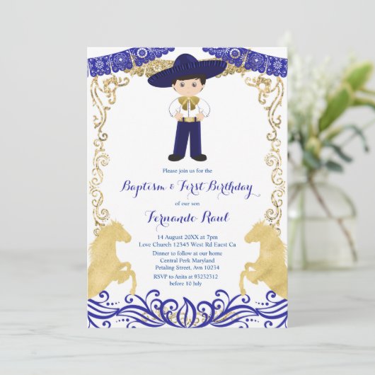 ネイビーブルー金ゴールドフィエスタボーイバプテスマ誕生日 招待状 (スタンド正面)