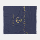 ネイビーブルー金ゴールド歓迎航海のボート名 フリースブランケット (正面(横))