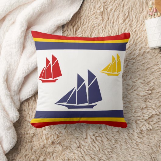 ネイビーブルー、イエロー、赤い帆船ホワイト枕 クッション (ブランケット)