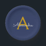 ネイビーブルー ゴールド ガーリー スクリプト モノグラム 名前 現代風 ペーパープレート<br><div class="desc">ゴールドとネイビーブルーのモノグラム あなただけの名前 スクリプト パーティー プレート。豪華でおしゃれなスタイルが好きな人への、スイート16の誕生日、結婚式、結婚前のお祝い、結婚記念日、ベビーシャワー、バチェロレッテパーティーのギフトに最適。</div>