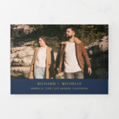 ネイビーブルー ゴールド ミニマル アーチ フォト QRコード ウェディング 三つ折り招待状 (カバー)