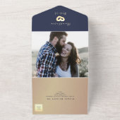 ネイビーブルー ゴールド モダン タイポグラフィー フォト ウェディング オールインワン招待状 (外側)