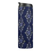 ネイビーブルー&シルバーヴィンテージグランジフローラダマスク タンブラー (回転右)