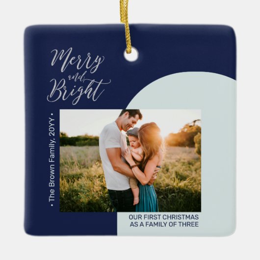 ネイビーブルー&シルバー写真モダンクリスマスファミリー セラミックオーナメント (正面)