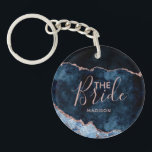 ネイビーブルー&バラゴールドフォイルアゲートマーブルザブライド キーホルダー<br><div class="desc">ネイビーブルー&バラゴールドフォイル水色の大理石ゲート金箔のデザインとスクリプトモダンフォント。トレンディーとシ結婚ックの花嫁キーチェーン！～このデザインのスイート全体を結婚見るために私の店をチェック！</div>