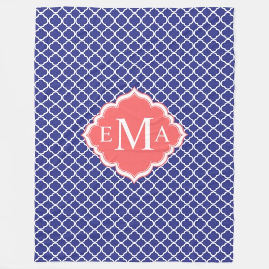 ネイビーブルー&ホワイトクローバー幾何学模様 フリースブランケット (正面)