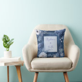 ネイビーブルー&ホワイトフローラ結婚ズ クッション (椅子)