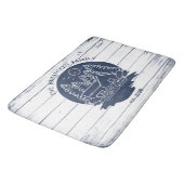 ネイビーブルー&ホワイト素朴ウッドレ航海のイクハウス バスマット (アングル)