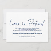 ネイビーブルー 計画変更 愛は忍耐 ウェディング 招待状 (正面)