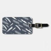 ネイビーホワイトの羽毛 ラゲッジタグ (正面横)