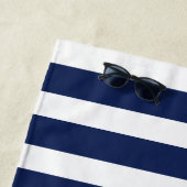 ネイビーホワイトストライプエレガントモノグラム名 ビーチタオル (インサイチュ)