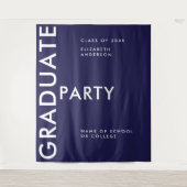 ネイビーモダンブルーのパーソナライズ卒業の背景 タペストリー (正面)