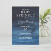 ネイビーモダンブルーウォーター色洗面ボーイベビー散布機 招待状 (スタンド正面)