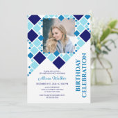 ネイビーモダンブルーデジタルフレームフォト誕生日 招待状 (スタンド正面)