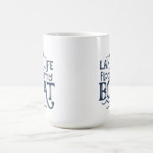 ネイビーレイクライフが私のボートを浮かべる コーヒーマグカップ (中央)