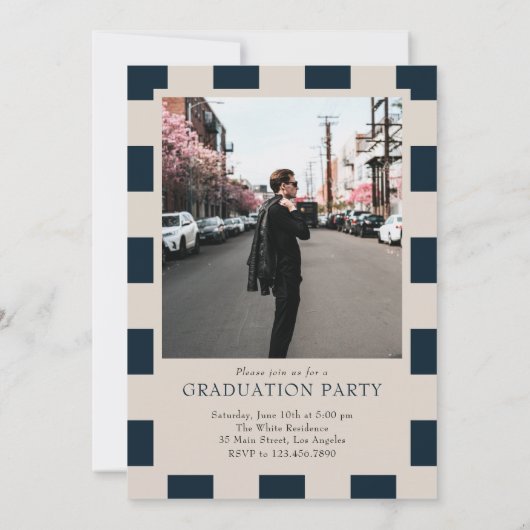 ネイビー市松模様にレトロアーチボーイ写真卒業 招待状 (裏面)