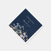 ネイビー春ワイルドフラワーメドウ庭園の結婚式ナップ スタンダードカクテルナプキン (角)