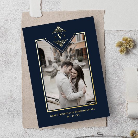 ネイビー洗練フローリッシュシックゴールデンイニシャル 箔招待状