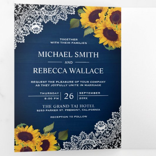 ネイビー素朴ブルーウッドレースひまわり結婚の写真 三つ折り招待状 (内部最初)