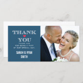 ネイビー結婚赤いハートの写真サンキューカード サンキューカード (正面/裏面)