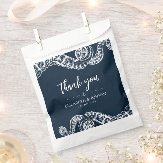 ネイビー航海のタコ結婚ズ フェイバーバッグ (クリップ留めされた状態)