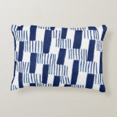 ネイビー航海のブラッシュストローク幾何枕 アクセントクッション (裏面)