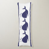 ネイビー航海のブルーホエールホワイトコースタルリビングルンブ ボディピロー (正面縦)