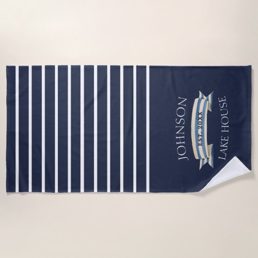 ネイビー航海のブルーホワイトファミリーネームレイクハウス ビーチタオル (正面)