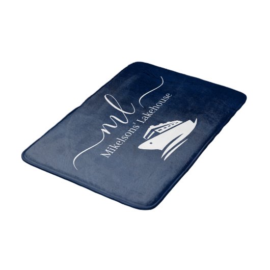 ネイビー航海のブルーボートモノグラム バスマット (アングル)