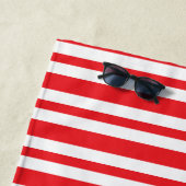 ネイビー赤と白ブストライプ・ブルー・モノグラム付き ビーチタオル (インサイチュ)