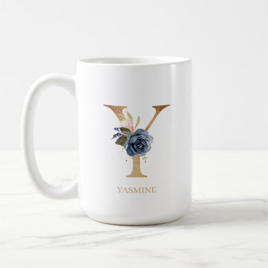 ネイビー赤面フローラモノグラム文字「Y」 パーソナライズされた コーヒーマグカップ (左)