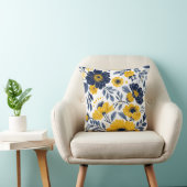 ネイビー、イエロー、グレーのフローラ クッション (椅子)
